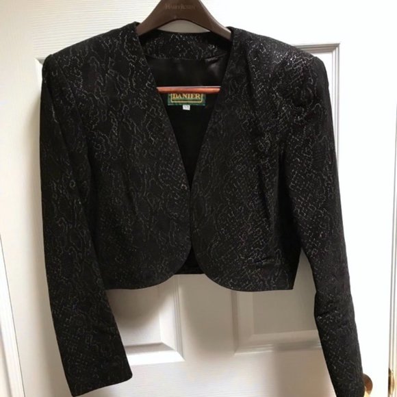 🖤🔥🖤 Gorgeous Vintage Black Leather Danier Cropped Jacket - Picture 4 of 11